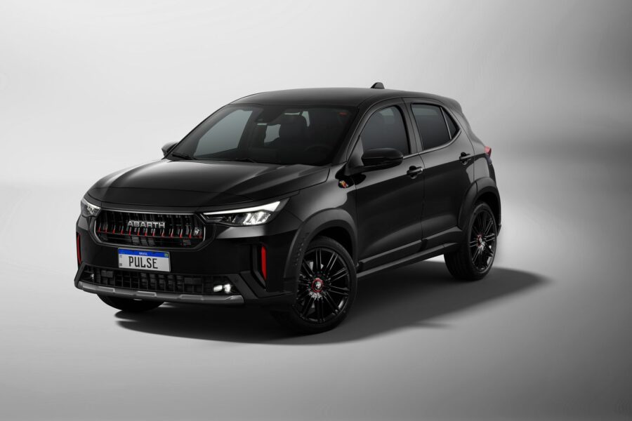 Fiat Pulse 2027: SUV fica mais caro e ganha série BlackMotion. Confira os preços, versões e equipamentos 6 Fiat Pulse Abarth 2027
