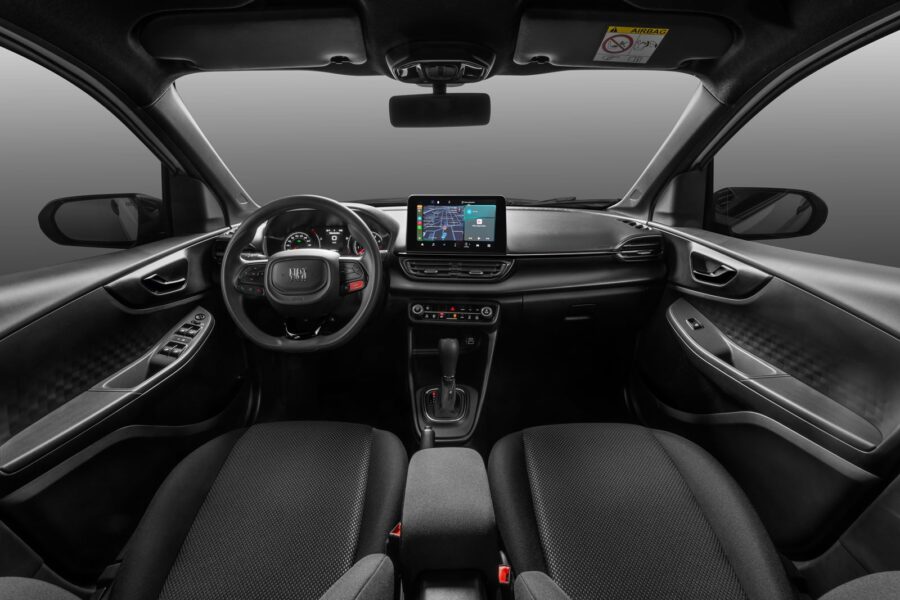 Fiat Pulse 2027: SUV fica mais caro e ganha série BlackMotion. Confira os preços, versões e equipamentos 4 Fiat Pulse Drive BlackMotion interior