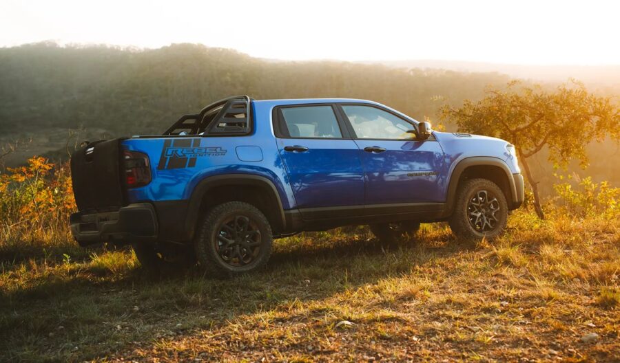 Ram lança série limitada Rampage Rebel Ignition com visual exclusivo e motores de até 272 cv, porém serão apenas 400 4 Rampage Rebel Ignition vista lateral