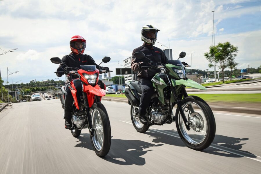 Honda Bros 2027 chega com novas cores e mais itens de segurança. Confira os preços 2 Honda NRX Bros160 2027