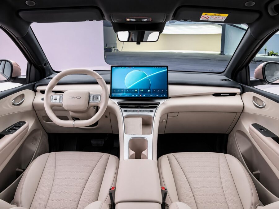 Novo BYD Dolphin Mini 2028 é mostrado na China, maior, mais potente e equipado. Confira quando chega por aqui 5 novo BYD Dolphin Mini 2028 interior (BYD Seagull 2027) interior