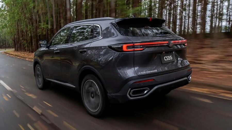 Changan CS55 chega ao Brasil por R$ 144 mil com produção nacional, motor flex de 180 cv e versão híbrida de 286 cv 3 Changan CS55