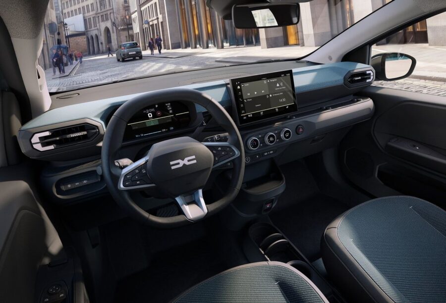 Novo Dacia Spring 2027 - O Kwid elétrico europeu muda radicalmente para enfrentar os chineses 4 Dacia Spring 2027 interior painel