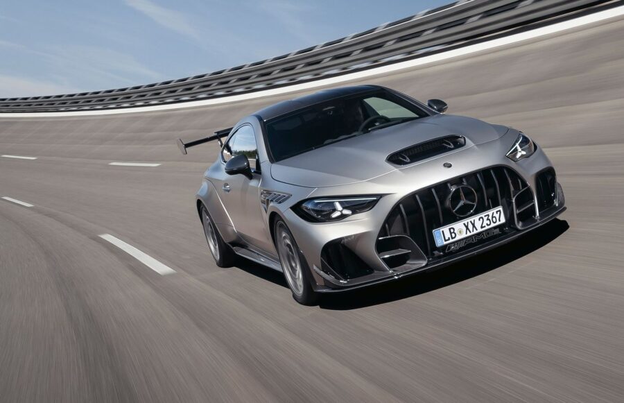 Mercedes AMG CLE 646 Spezialanfertigung - Versão raiz resgata o V8, tem carroceria alargada e ajuste para as pistas, pena que serão poucas unidades 2 Mercedes CLE 646 AMG 2027