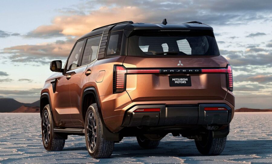 Novo Mitsubishi Pajero 2027 é lançado com chassi de picape, carroceria maior e interior luxuoso. Chegará ao Brasil no ano que vem 3 Mitsubishi Pajero 2027 traseira