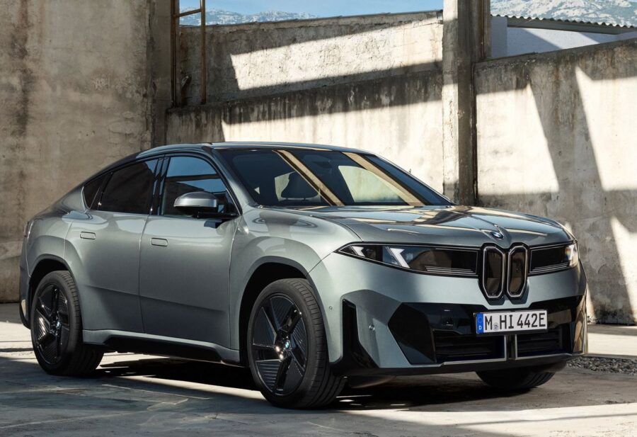 Novo BMW iX4: SUV cupê elétrico chega com até 612 cv e 828 km de autonomia 3 BMW iX4