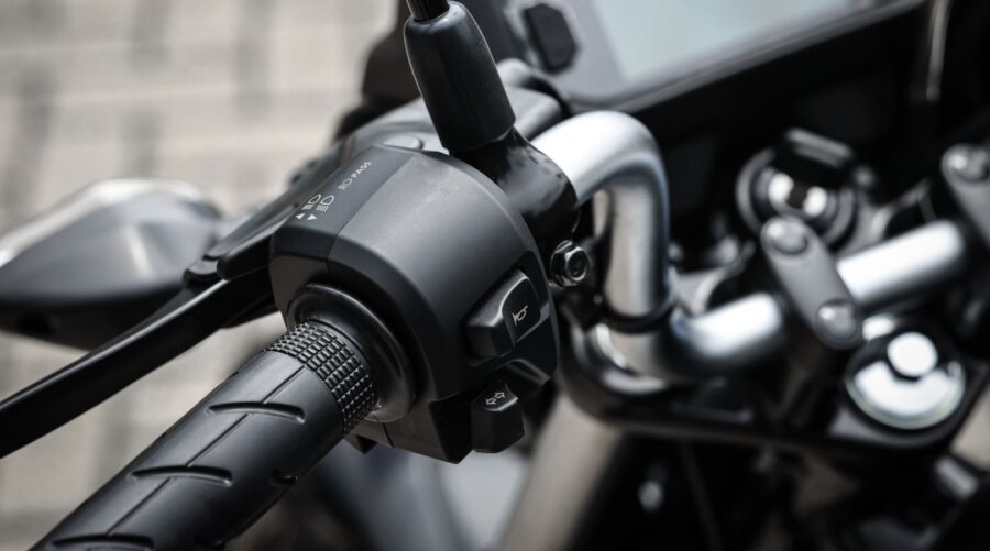 Honda CG 160 2027 chega com motor flex em toda a linha e preços a partir de R$ 17.778 2 Honda CG 160 Start 2027 lampejador do farol