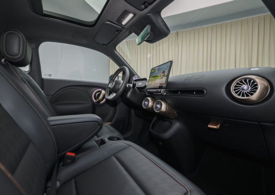 Smart 2: nova geração do Fortwo é apresentada na Europa com motor elétrico 5 Smart 2 interior