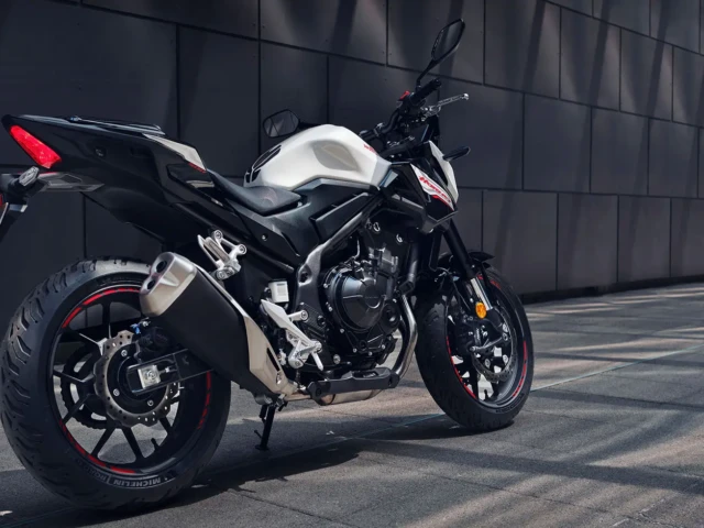 Honda CB 500 Hornet 2025 Honda CB 500 Hornet 2025