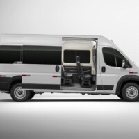 Fiat Ducato 2026: Chega com novo motor, mais economia e tecnologia para o trabalho profissional 5 Fiat Ducato 2026 Minibus