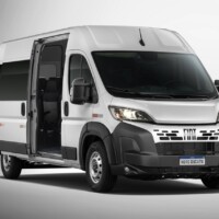 Fiat Ducato 2026: Chega com novo motor, mais economia e tecnologia para o trabalho profissional 4 Fiat Ducato 2026 Minibus