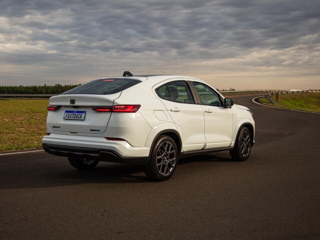 Fiat Fastback Impetus 2026 traseira Fiat Fastback Impetus 2026 traseira
