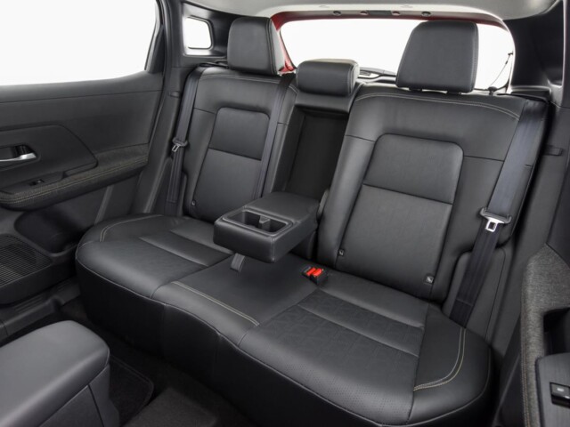 Novo Nissan Kicks é lançado no Brasil com preços entre R$ 164.990 até R$ 199.000. Conheça em detalhes 13 novo nissan kicks 2026 interior banco traseiro