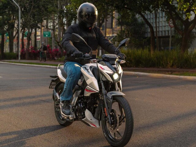 Bajaj Pulsar N150 Bajaj Pulsar N150