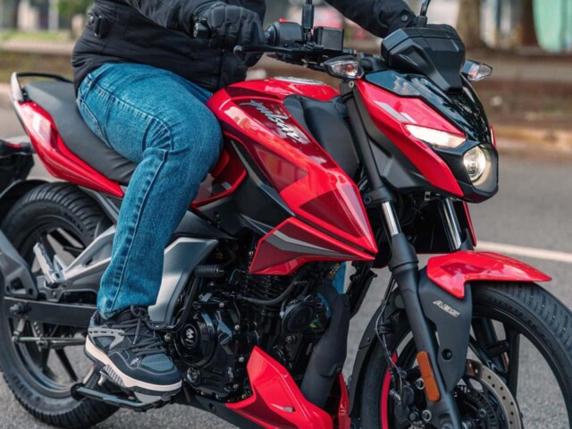 Bajaj Pulsar N150 Bajaj Pulsar N150