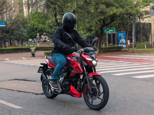 Bajaj Pulsar N150 Bajaj Pulsar N150