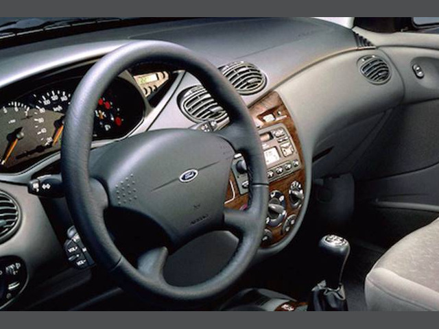 Ford Focus 2007 2008 - Vale a pena comprar um usado em 2025? 6 ford focus interior 2007 2008
