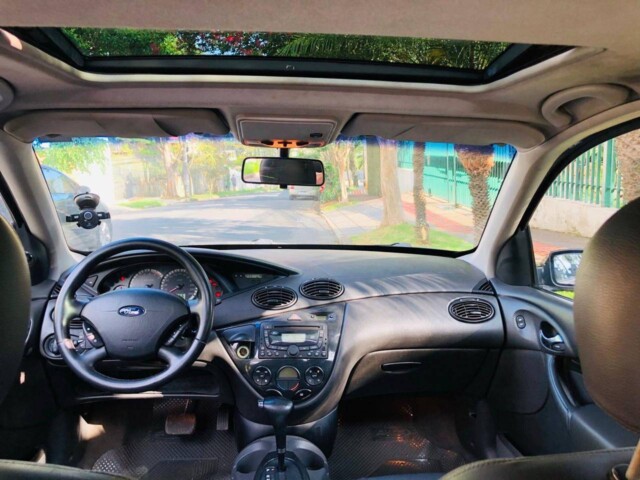 Ford Focus Ghia interior Ford Focus Ghia interior
