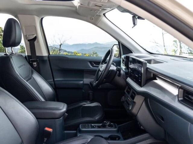 ford maverick black 2026 interior ford maverick black 2026 interior