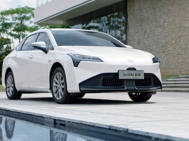 GAC Aion ES - Como é o sedan elétrico de R$ 169.900 que chega para enfrentar Toyota Corolla e BYD King 4 GAC Aion ES