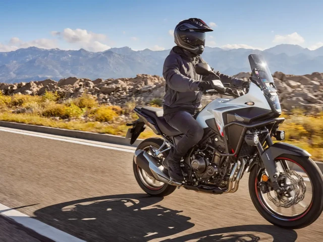 Nova Honda NX 500 2026: Conheça em detalhes a nova aventureira que chega por R$ 45.800 5 Nova Honda NX 500 2026: Conheça em detalhes a nova aventureira que chega por R$ 45.800 1