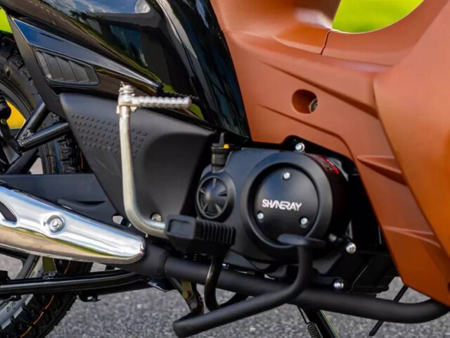 Shineray JET 125SS - Com preço de R$ 10.990 ela já é uma das scooters mais vendidas do Brasil 11 shineray jet 125 detalhe motor