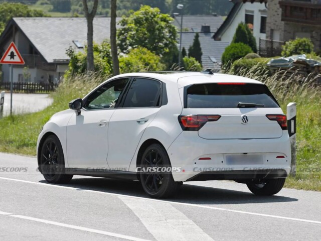 VW ID.2 - Novo elétrico barato da Volkswagen é flagrado na Europa 5 vw id2