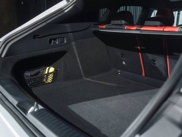 Mercedes CLA Shooting Brake 2026 porta malas trunk Mercedes CLA Shooting Brake 2026 porta malas trunk