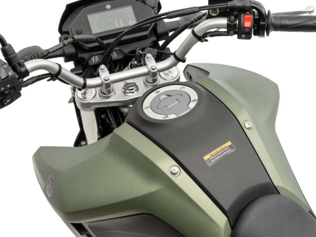 Yamaha Lander XTZ 250 detalhe tanque e painel Yamaha Lander XTZ 250 detalhe tanque e painel