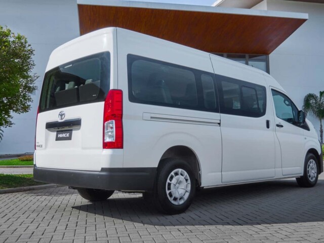 Toyota Hiace 2026 brasil traseira Toyota Hiace 2026 brasil traseira