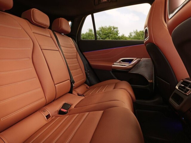 Mercedes GLC EV 2026 interior banco traseiro Mercedes GLC EV 2026 interior banco traseiro