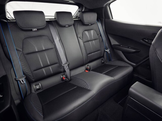 Renault Clio 2026 interior banco traseiro Renault Clio 2026 interior banco traseiro