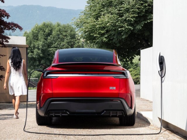 Tesla Model Y Performance - Novo modelo da Tesla vai de 0 a 100 km/h em apenas 3.5 segundos 12 Tesla Model Y Performance - Novo modelo da Tesla vai de 0 a 100 km/h em apenas 3.5 segundos 2