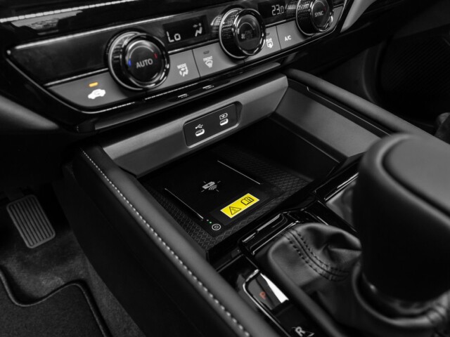 Honda Accord 2025 console central Honda Accord 2025 console central