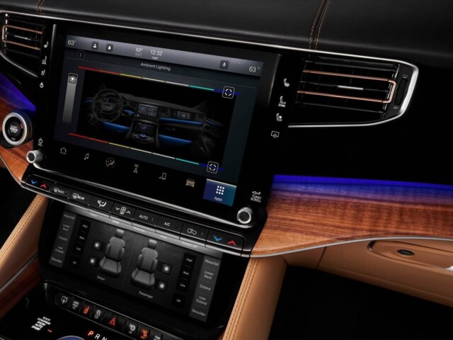 Jeep Wagoneer interior Jeep Wagoneer interior