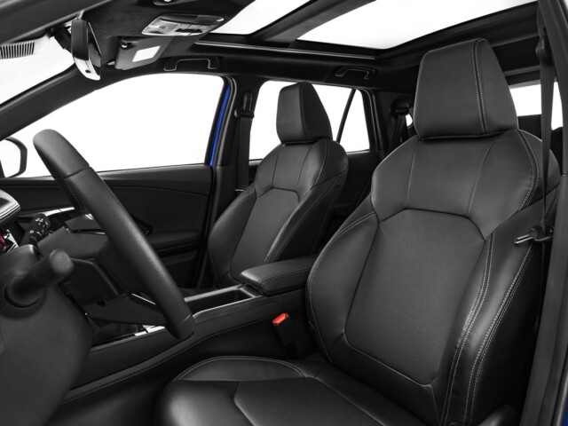 Toyota Yaris Cross 2026 interior bancos dianteiros Toyota Yaris Cross 2026 interior bancos dianteiros