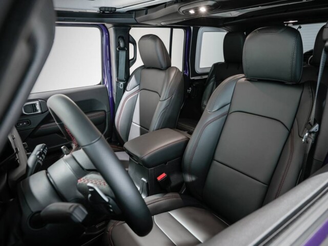 Jeep Wrangler Moab 392 interior Jeep Wrangler Moab 392 interior