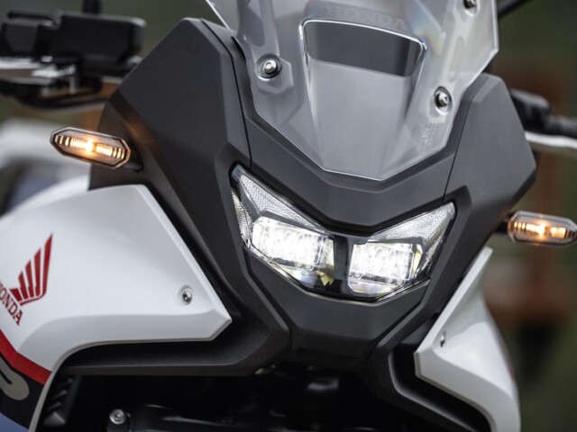 Honda XL750 Transalp farol Honda XL750 Transalp farol
