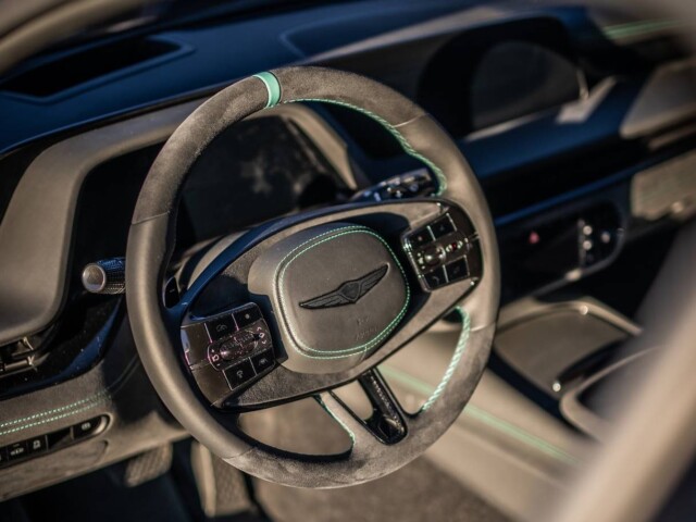 Genesis G90 Wingback interior Genesis G90 Wingback interior