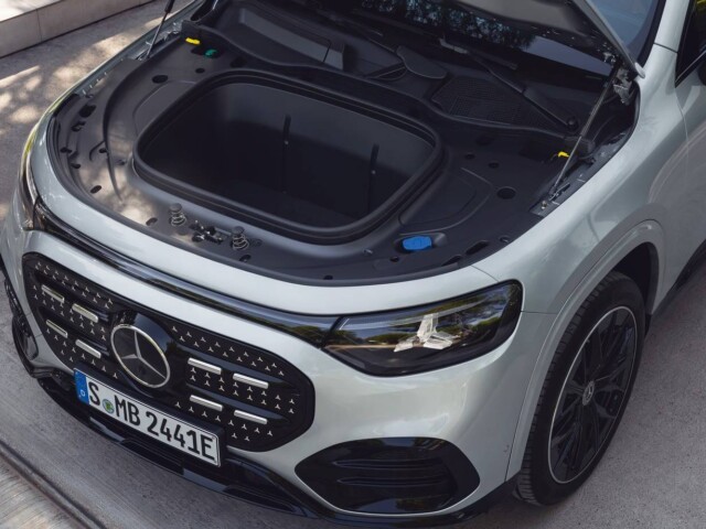Mercedes GLB 2026 2027 Mercedes GLB 2026 2027 porta malas dianteira