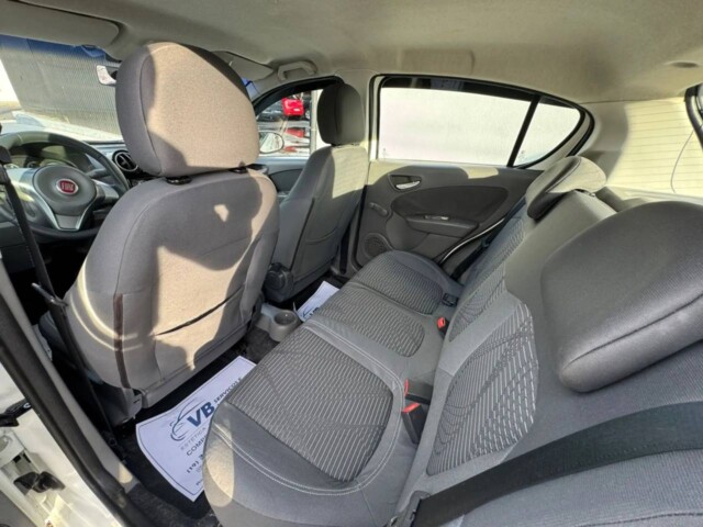 Fiat Palio 2012 2017 interior banco traseiro Guia de usado - Fiat Palio 2011 até 2017 - Preços, versões, equipamentos e motores 1