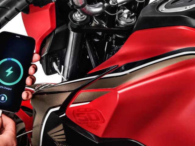 Honda CG 50 anos detalhe carenagens Honda CG 50 anos detalhe carenagens