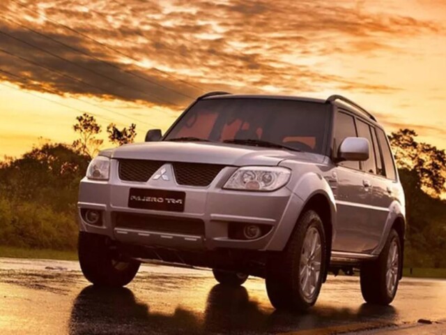 Mitsubishi Pajero TR4 2010 a 2015 Mitsubishi Pajero TR4 2010 a 2015