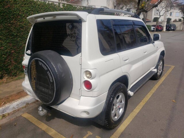 Mitsubishi Pajero TR4 2007 até 2009 traseira Mitsubishi Pajero TR4 2007 até 2009 traseira