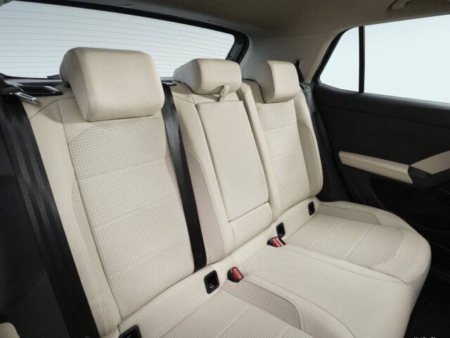 Skoda Kushaq 2027 interior banco traseiro Skoda Kushaq 2027 interior banco traseiro