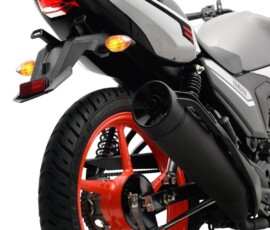 Yamaha Factor 2026 chega por R$ 18.490, confira o que mudou 4 Yamaha Factor 2026 lanterna e rabeta