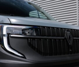 Renault Master 2027 detalhe dianteira Renault Master 2027 detalhe dianteira