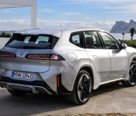 BMW iX3 2026 traseira BMW iX3 2026 traseira