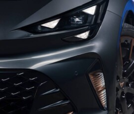 Cupra Born 2027 detalhe farol Cupra Born 2027 detalhe farol