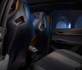 Cupra Born 2027 interior banco traseiro Cupra Born 2027 interior banco traseiro